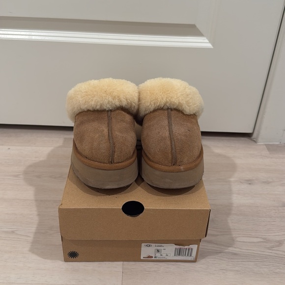 UGG Platform Slippers Disquette - Picture 7 of 7